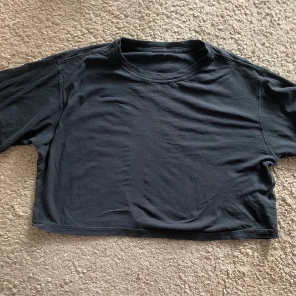 Lululemon crop top - Picture 2 of 2